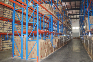 有了重型貨架你還擔心倉庫托盤規格不一嗎?